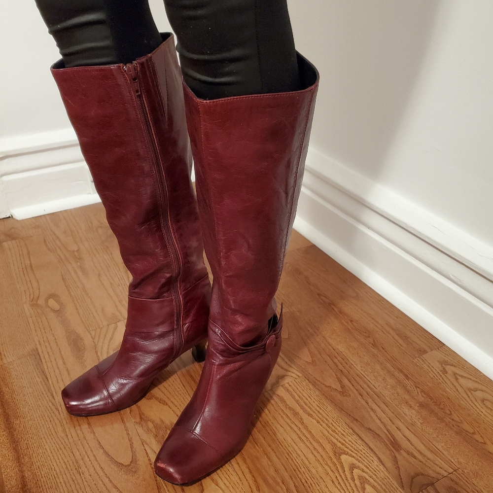 ✨Make me an offer✨ Leather Boots with Spool Heel - Picture 3 of 9